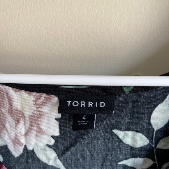 Torrid Black Floral Challis Handkerchief hem Blouse - Picture 4 of 5